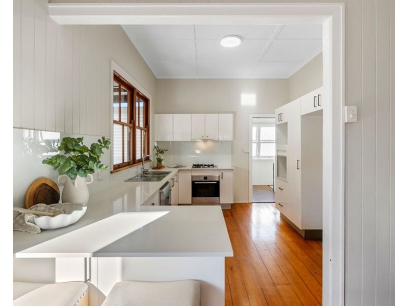 45 Headfort Street, Greenslopes QLD 4120