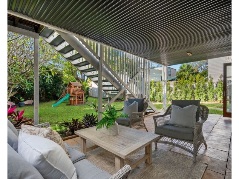 45 Headfort Street, Greenslopes QLD 4120
