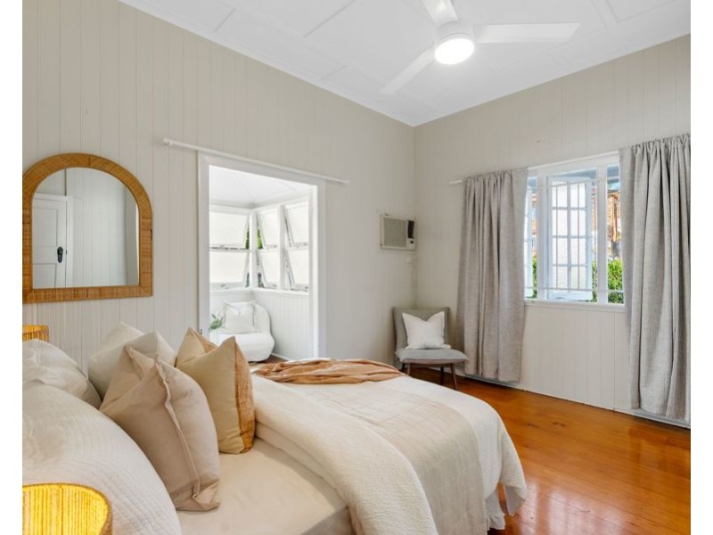 45 Headfort Street, Greenslopes QLD 4120