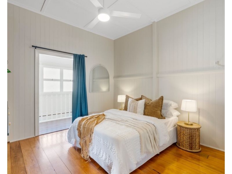 45 Headfort Street, Greenslopes QLD 4120