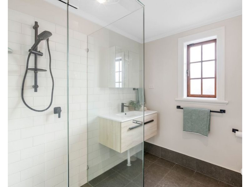 45 Headfort Street, Greenslopes QLD 4120