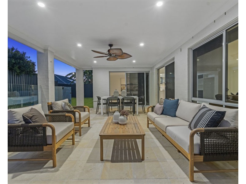 39 Stanbrough Road, Gumdale QLD 4154