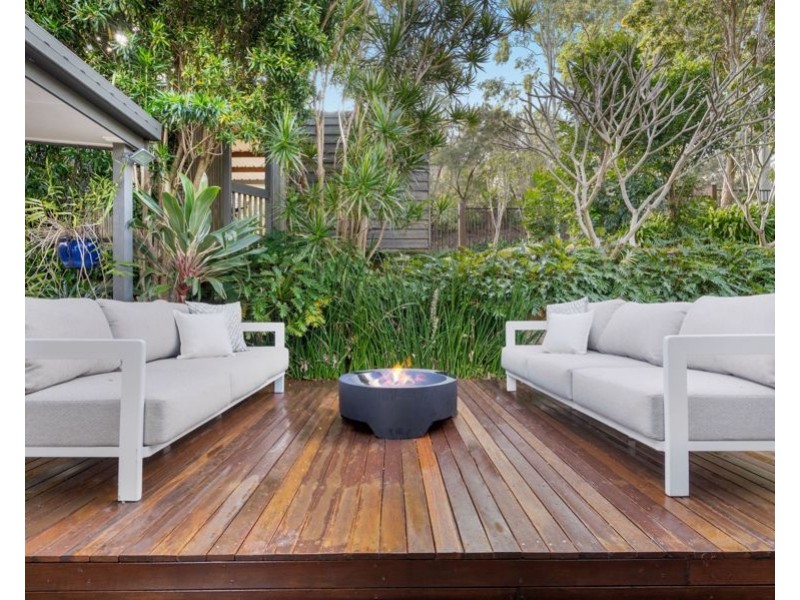 33 Cluden Street, Holland Park West QLD 4121