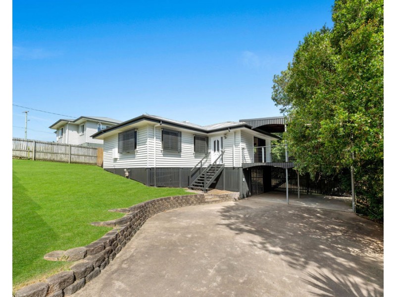 115 Nursery Road, Holland Park West QLD 4121