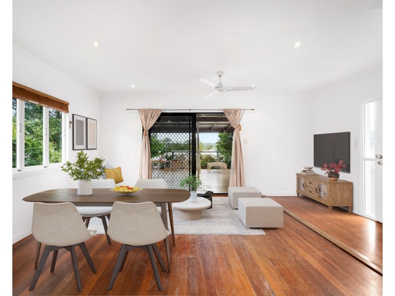 115 Nursery Road, Holland Park West QLD 4121