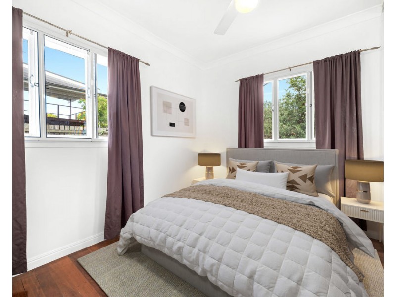 115 Nursery Road, Holland Park West QLD 4121