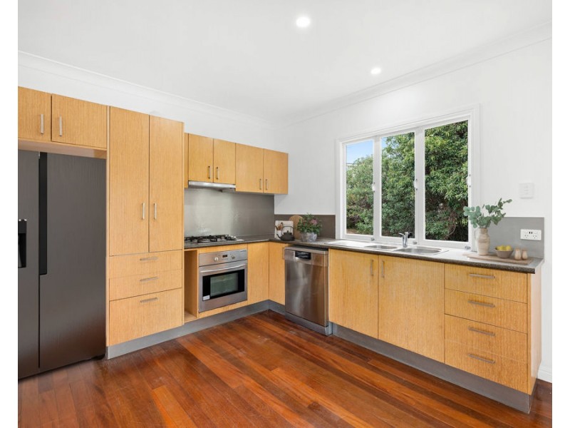 115 Nursery Road, Holland Park West QLD 4121