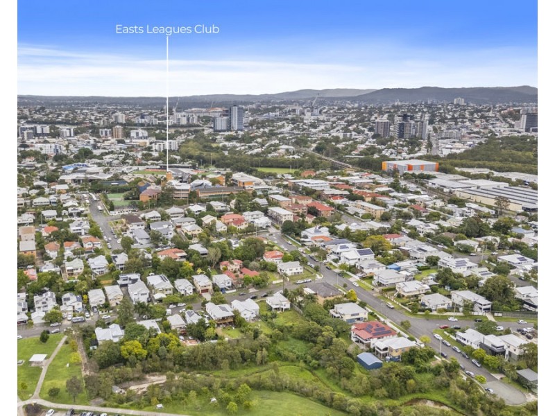 58 St Leonards Street, Coorparoo QLD 4151