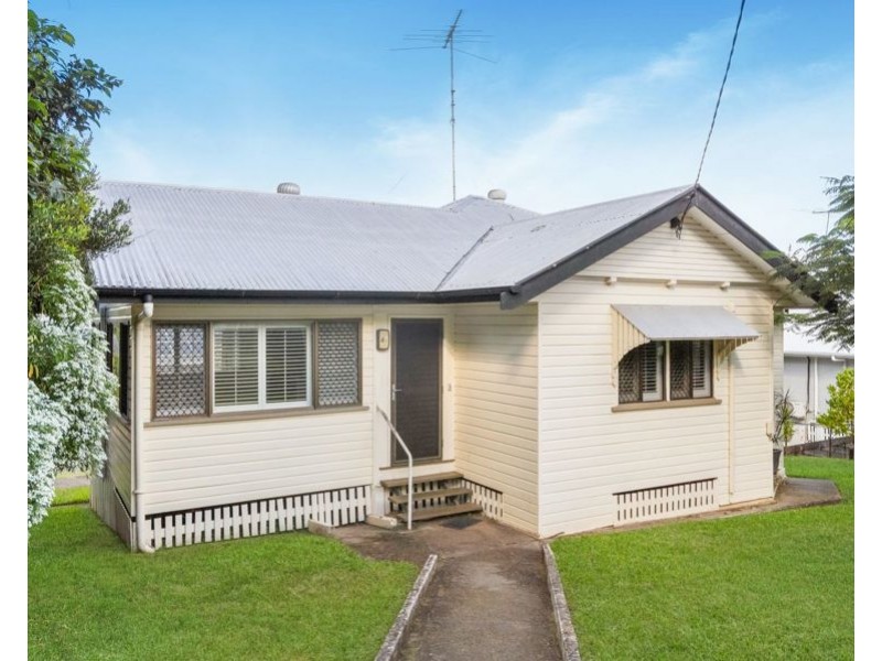 49 Turquoise Street, Holland Park QLD 4121