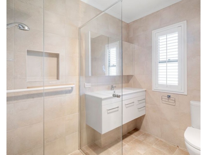 49 Turquoise Street, Holland Park QLD 4121