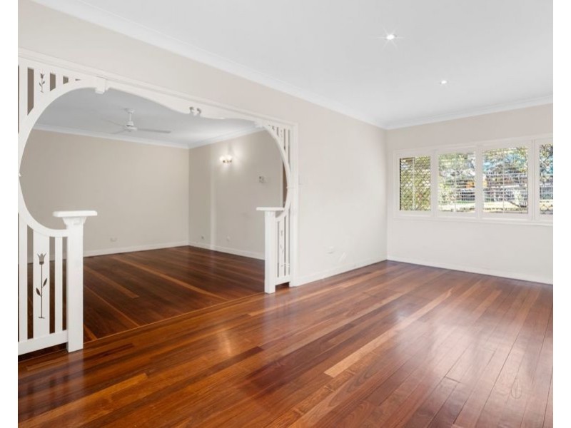 49 Turquoise Street, Holland Park QLD 4121