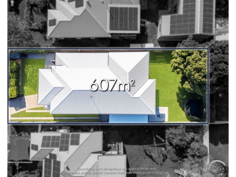 59 Holland Rd, Holland Park QLD 4121