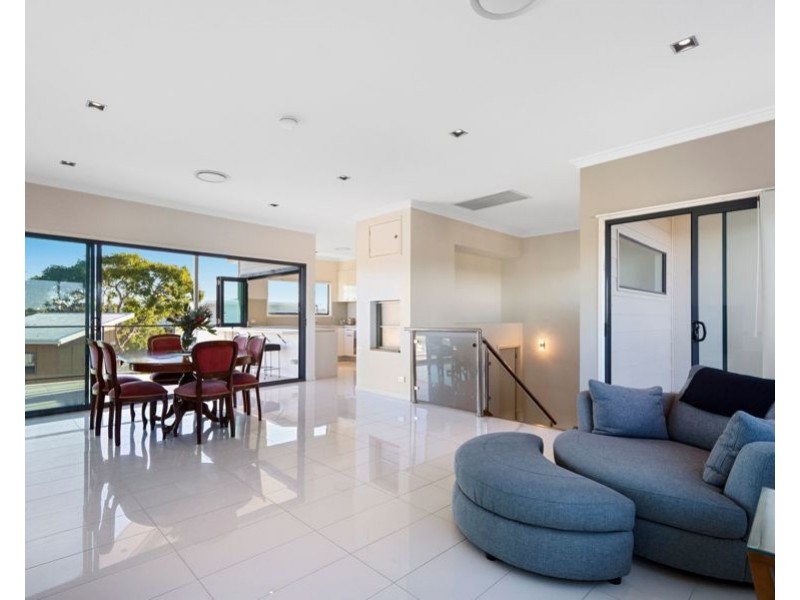14/265 Cavendish Rd, Coorparoo QLD 4151