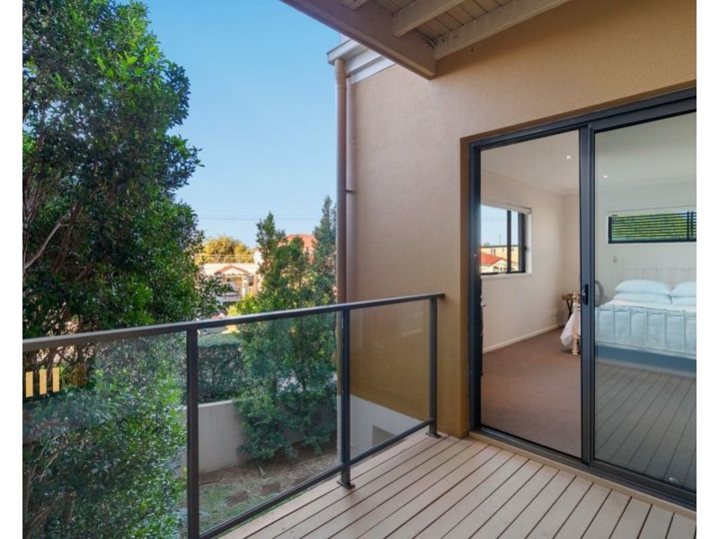 14/265 Cavendish Rd, Coorparoo QLD 4151