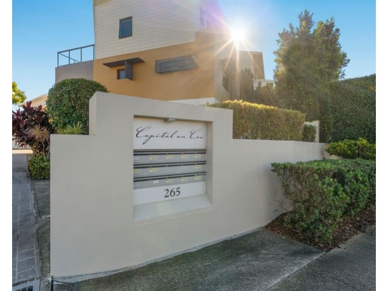 14/265 Cavendish Rd, Coorparoo QLD 4151