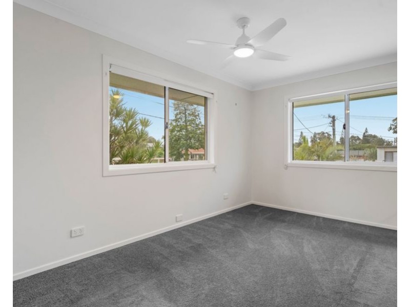 5 Donbeth Street, Wynnum West QLD 4178