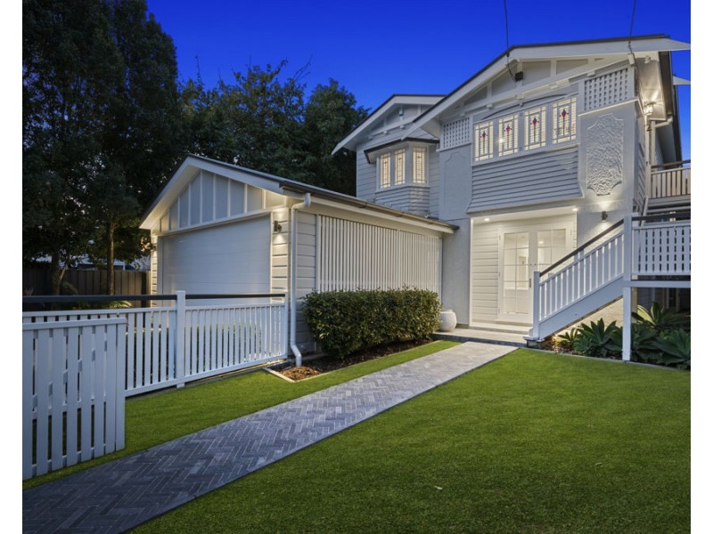 10 West Street, Coorparoo QLD 4151