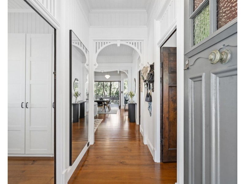 171 Norman Avenue, Norman Park QLD 4170