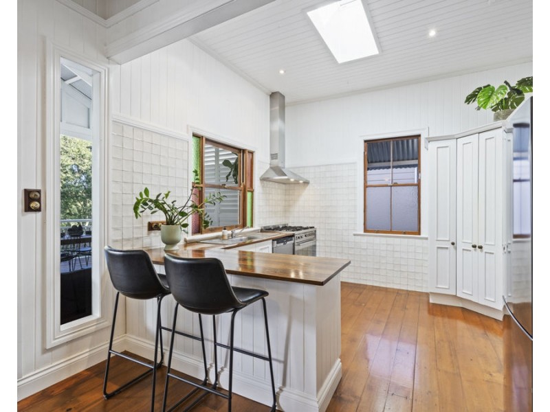 171 Norman Avenue, Norman Park QLD 4170