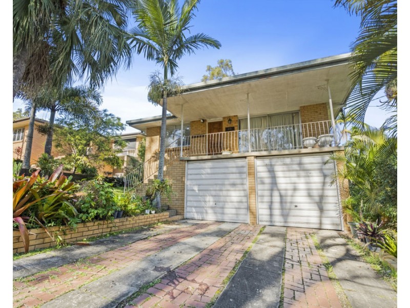 32 Algona Street, Holland Park West QLD 4121