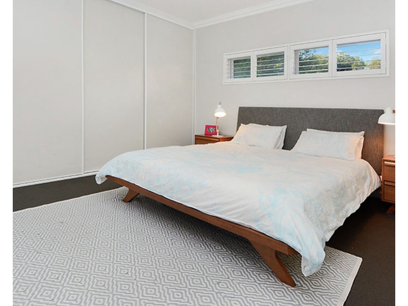44 Framont Ave, Holland Park QLD 4121