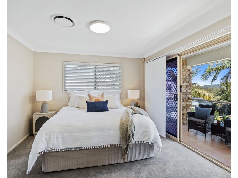 3 Oakwood Way, Carindale QLD 4152