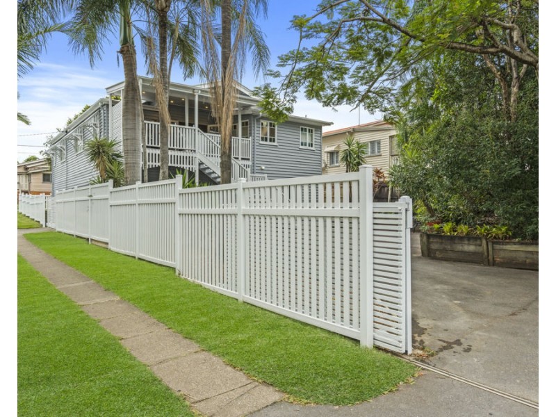 58 St Leonards Street, Coorparoo QLD 4151