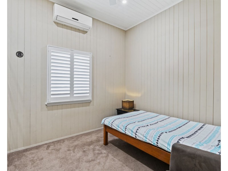 58 St Leonards Street, Coorparoo QLD 4151