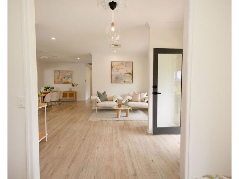 57 Hulcombe Rd, Highvale QLD 4520