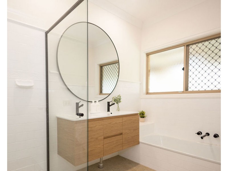 57 Hulcombe Rd, Highvale QLD 4520