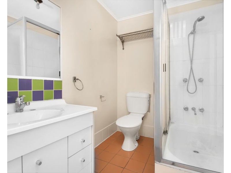 28 Bargoola Street, Coorparoo QLD 4151