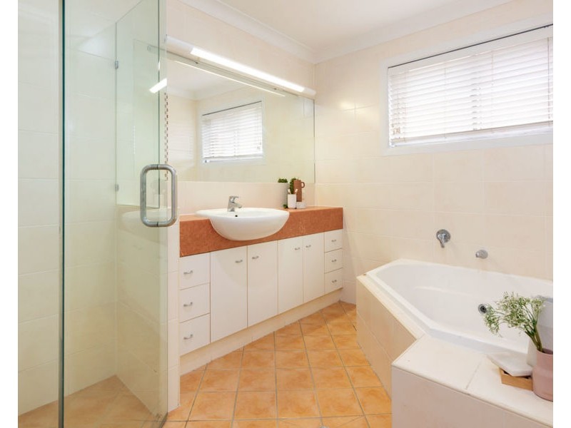 10 Bourrelet St, Tarragindi QLD 4121