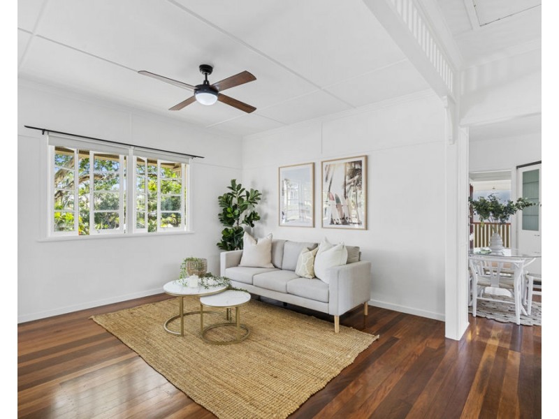 15 Edmond Street, Coorparoo QLD 4151