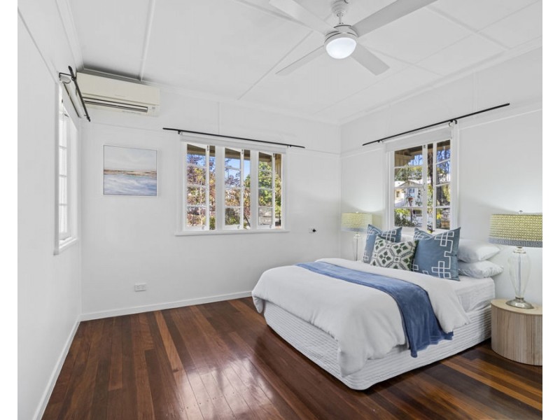 15 Edmond Street, Coorparoo QLD 4151