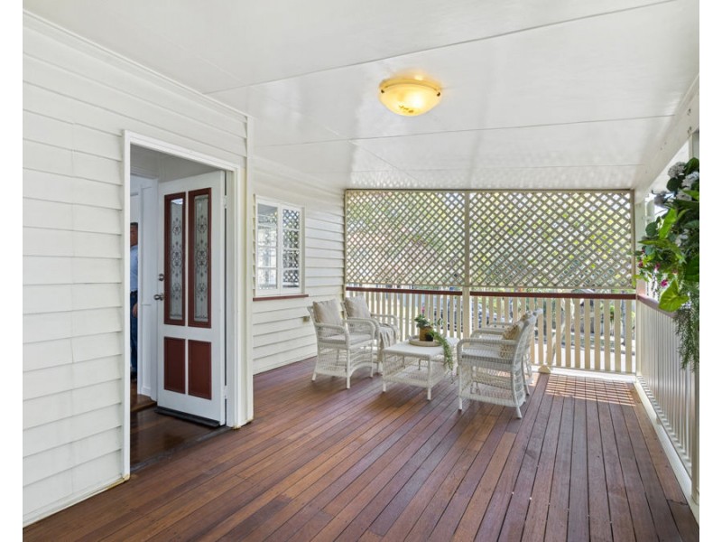 15 Edmond Street, Coorparoo QLD 4151