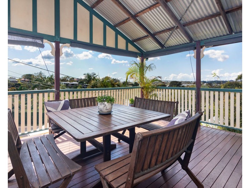 79 Main Avenue, Balmoral QLD 4171