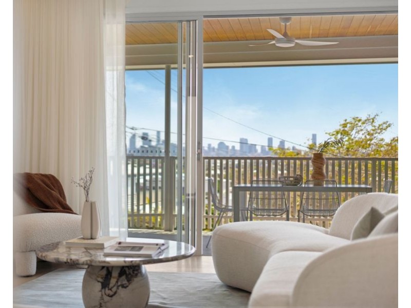 369 Chatsworth Rd, Coorparoo QLD 4151