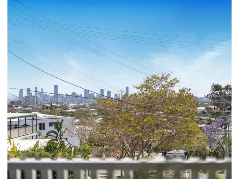 369 Chatsworth Rd, Coorparoo QLD 4151