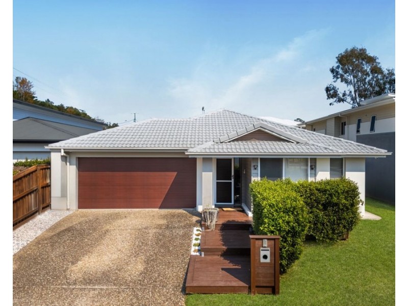 4 Feathertail Pl, Gumdale QLD 4154