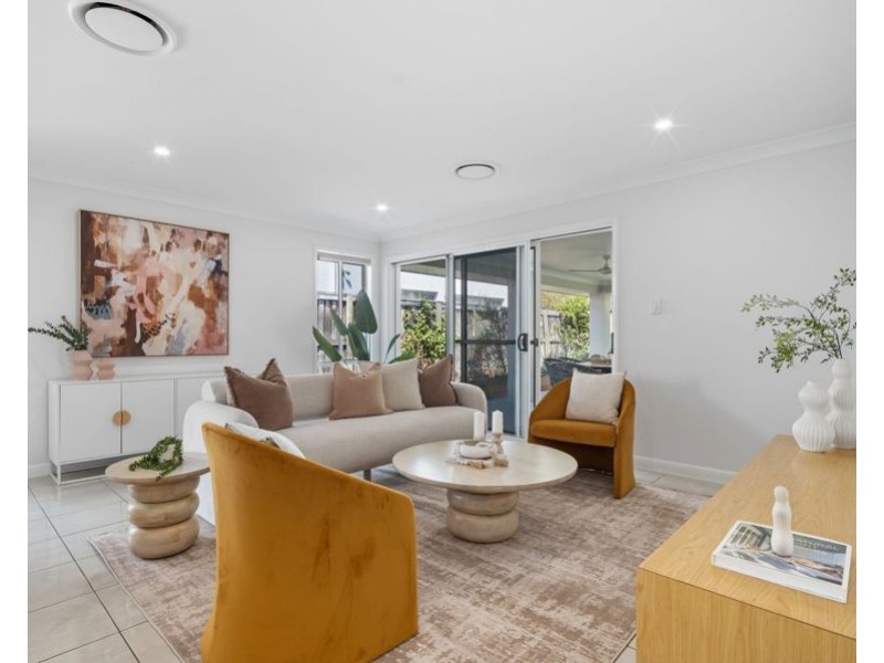 4 Feathertail Pl, Gumdale QLD 4154