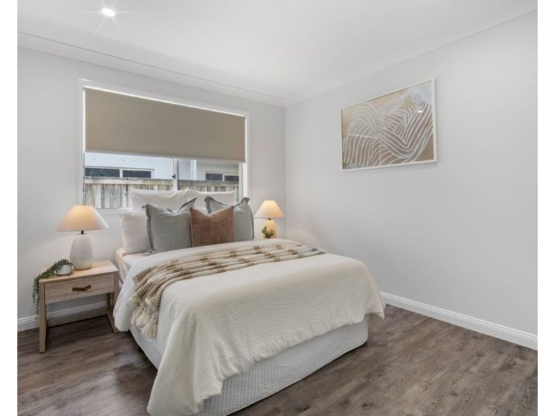 4 Feathertail Pl, Gumdale QLD 4154