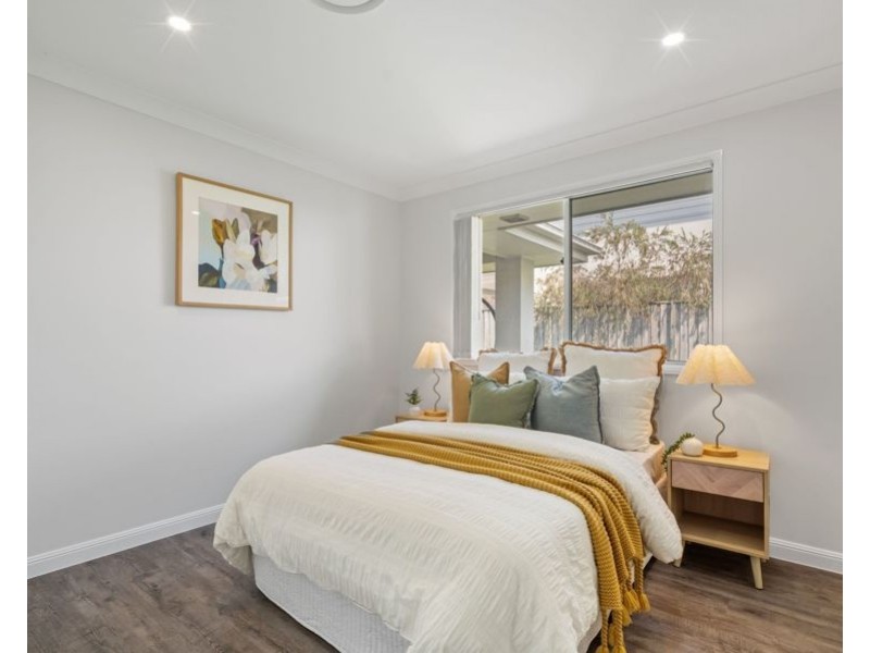 4 Feathertail Pl, Gumdale QLD 4154