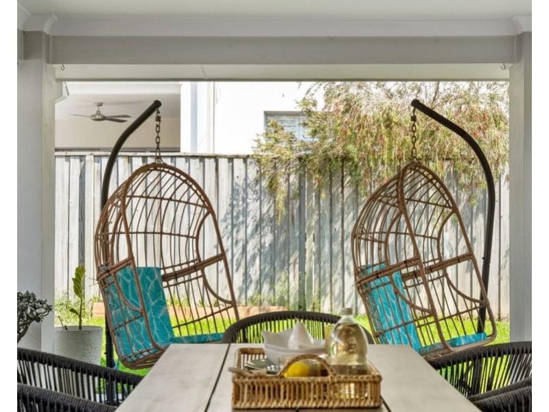 4 Feathertail Pl, Gumdale QLD 4154