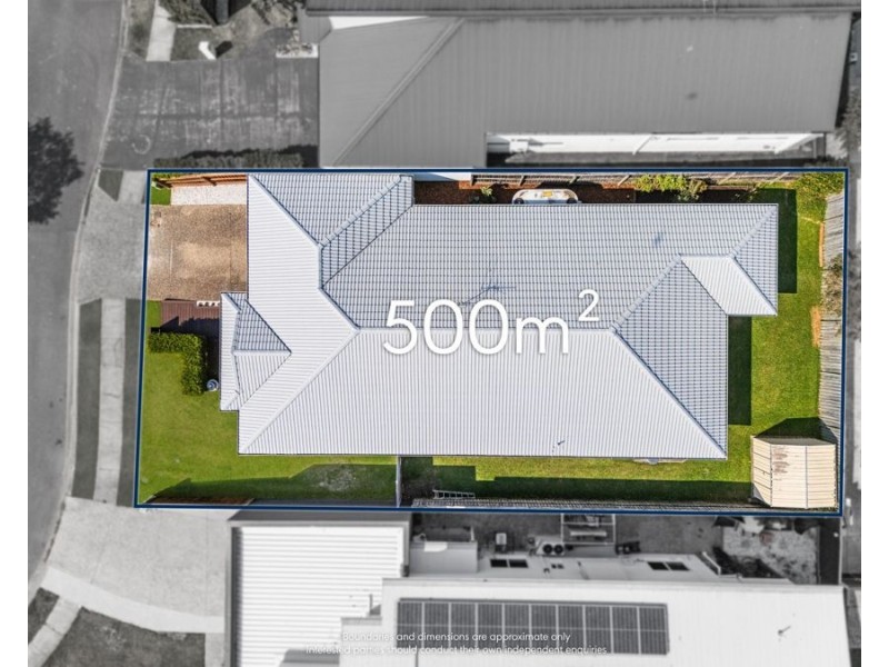 4 Feathertail Pl, Gumdale QLD 4154