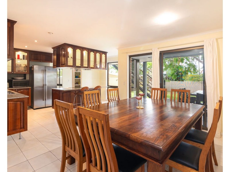 9-11 Carol Street, Redland Bay QLD 4165