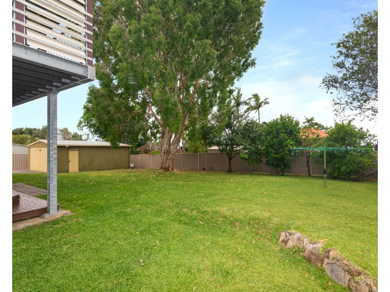 9-11 Carol Street, Redland Bay QLD 4165