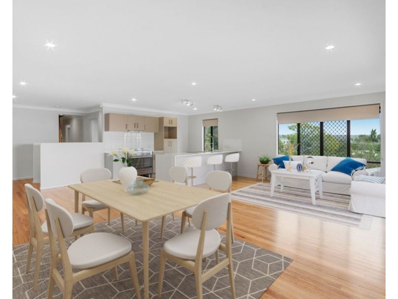 352 Nursery Rd, Holland Park QLD 4121