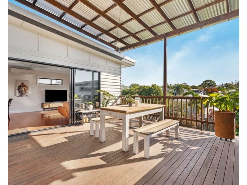 5 Avesness Street, Holland Park QLD 4121