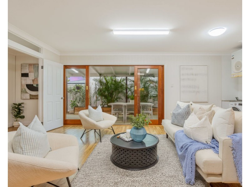 18 Talbot Street, Coorparoo QLD 4151