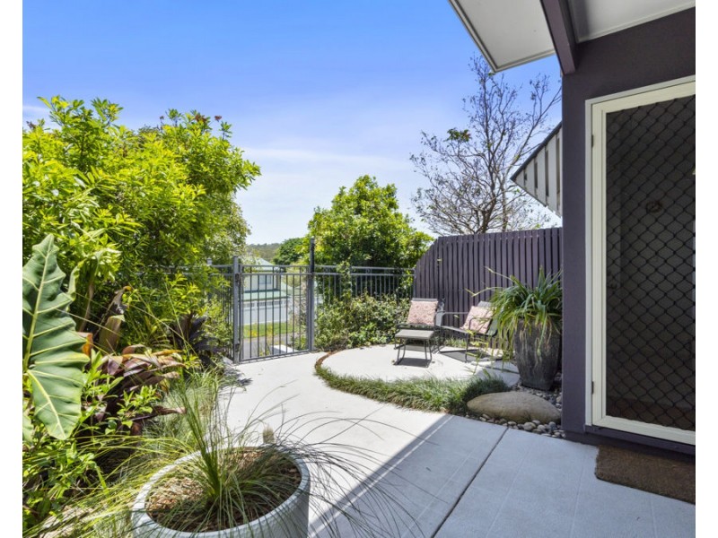 2/63 Hill Crescent, Carina Heights QLD 4152